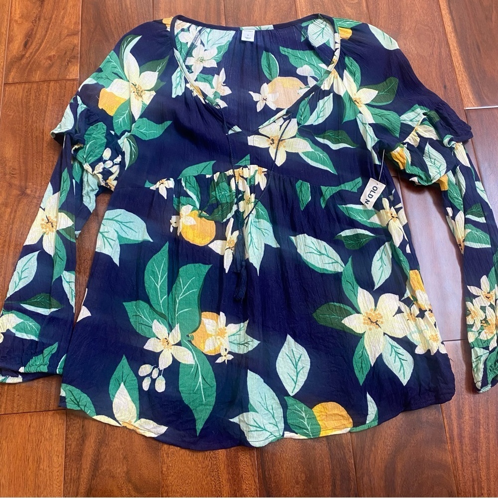 NEW Old Navy Women’s Navy & Yellow Lemon Tasseled Blouse Size Small